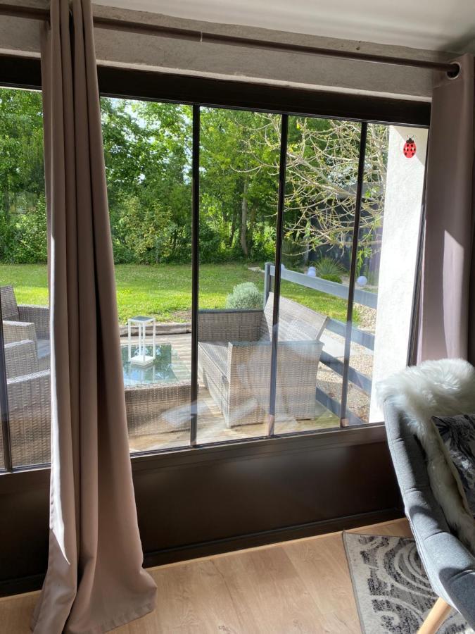 La Chaumeauniere Bed & Breakfast Aigrefeuille-dʼAunis Екстериор снимка