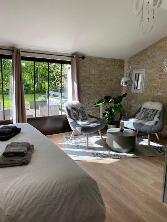La Chaumeauniere Bed & Breakfast Aigrefeuille-dʼAunis Екстериор снимка