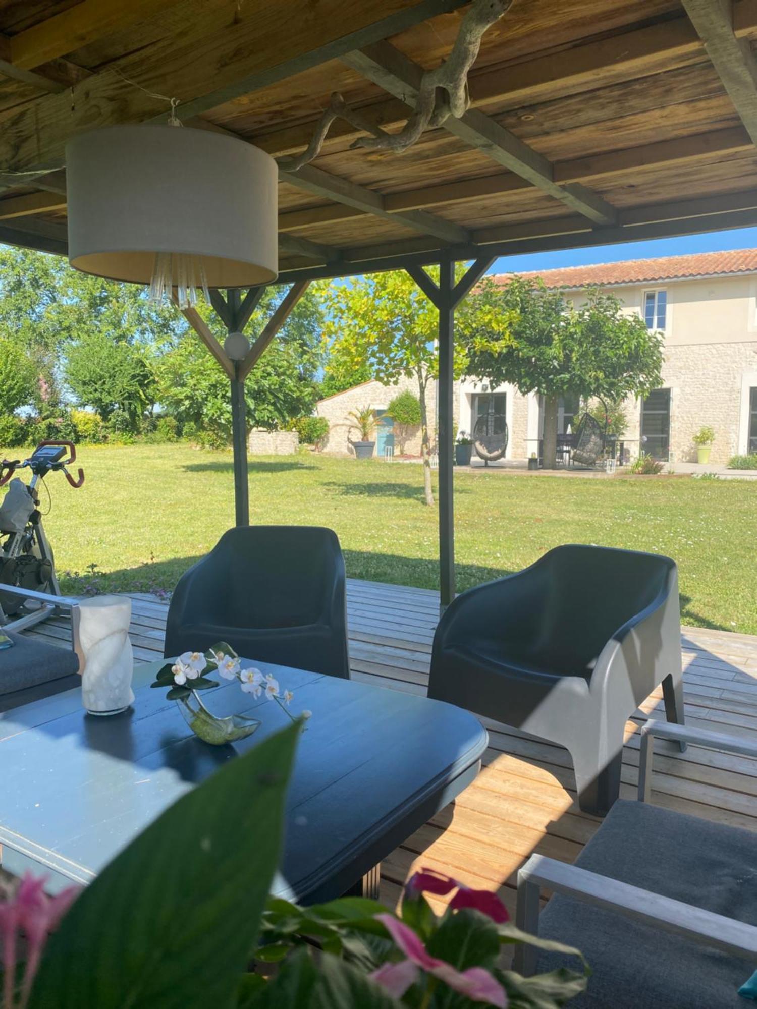La Chaumeauniere Bed & Breakfast Aigrefeuille-dʼAunis Екстериор снимка